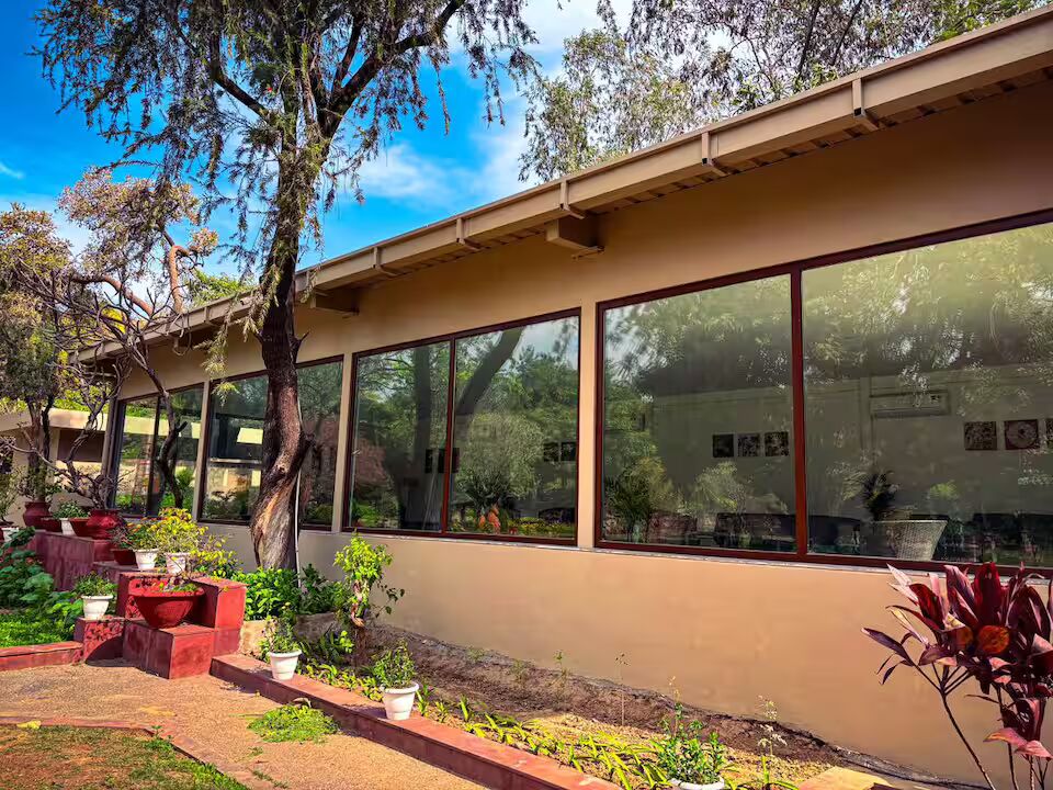 The Glasshouse at 8 Mandi Hills X 8MH | Soundproof